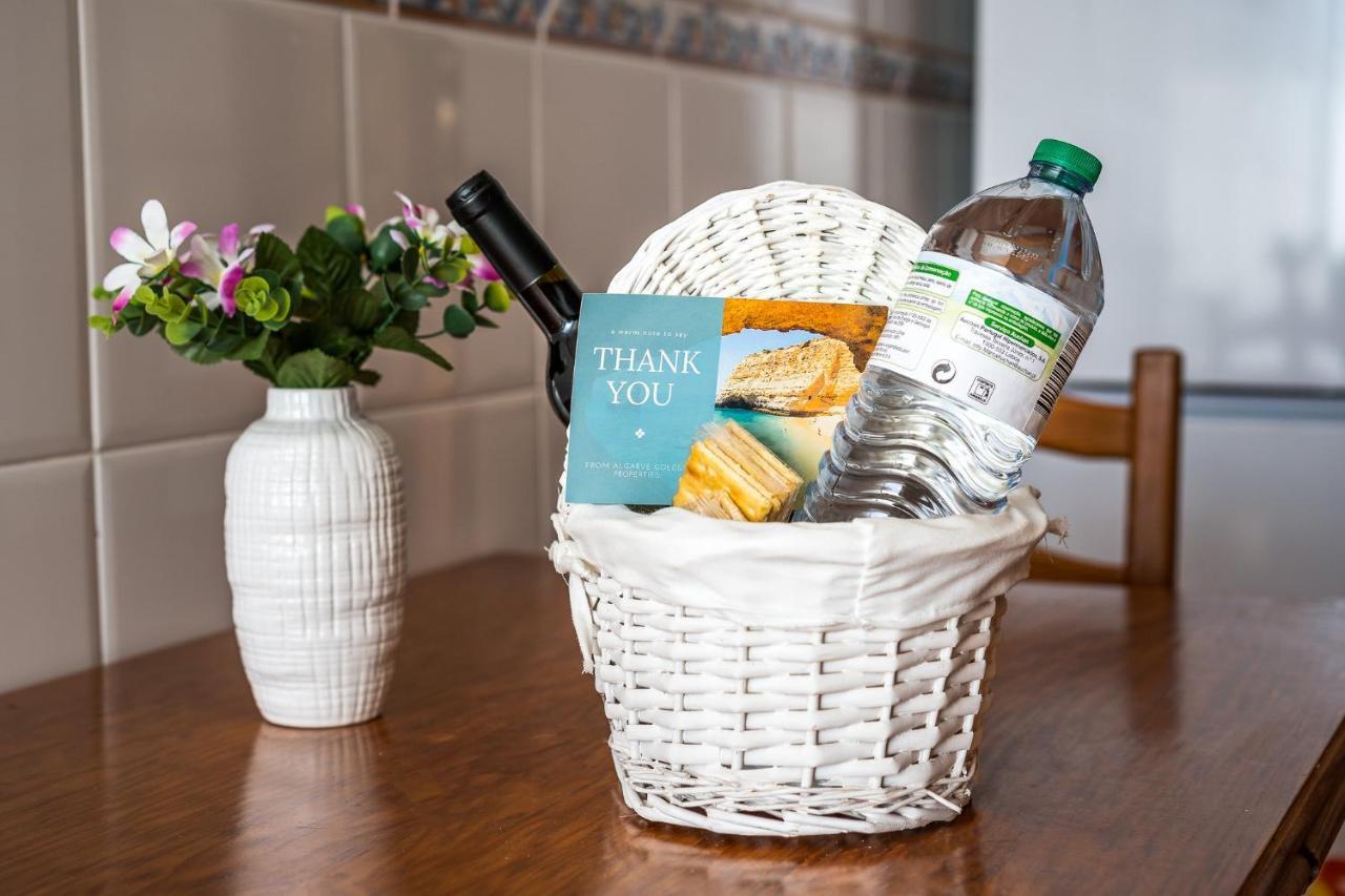 Sea La Vie Beach & Golf Apartment Lagos Kültér fotó